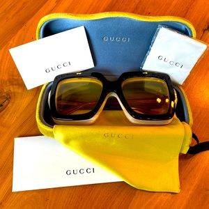 HARD TO FIND!Authentic GUCCI oversized flip-up sunglasses